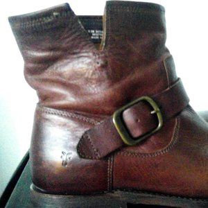 Frye Veronica Bootie Size 8.5
